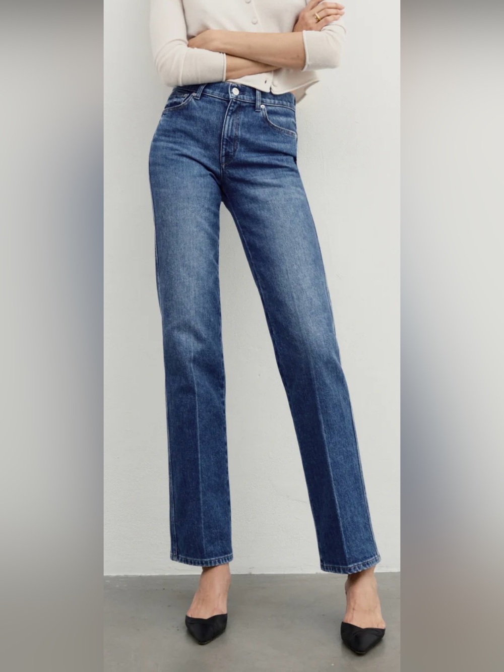 AYR The Legend Straight-Leg High-Rise Jeans in Medium Blue Wash Size 25